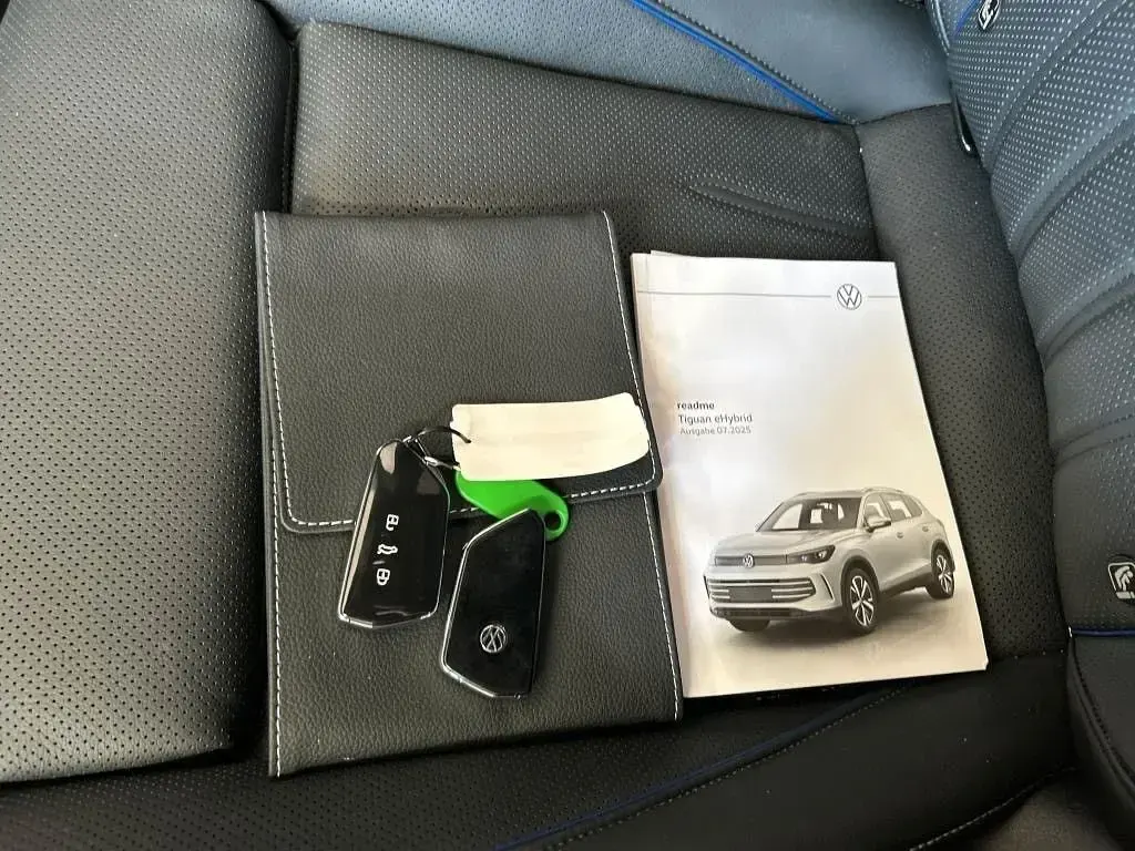 Gebraucht VW Tiguan Style 204 PS (150 kW) 2025 Uranograu SUV