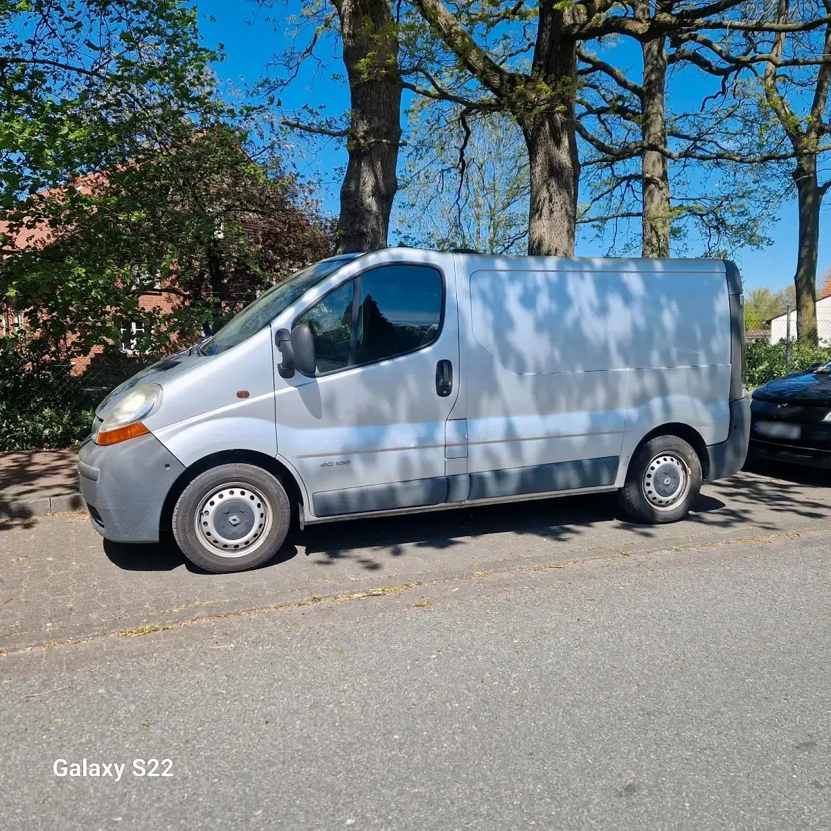Gebraucht Renault Trafic 101 PS (74 kW) 2006 Van / Kleinbus