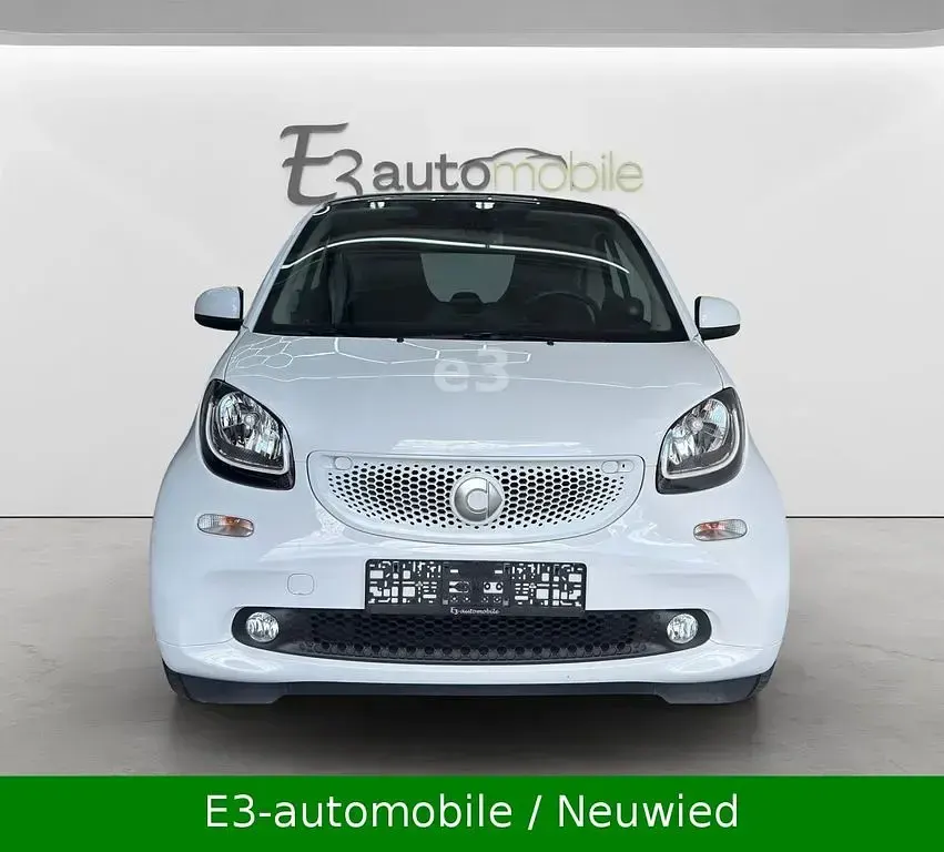 Gebraucht Smart ForTwo Coupé 90 PS (66 kW) 2016 Weiß Coupé