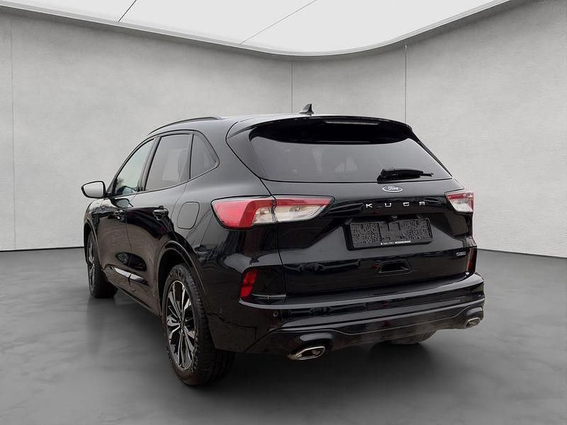 Gebraucht Ford Kuga ST-Line 224 PS (164 kW) 2022 Schwarz SUV
