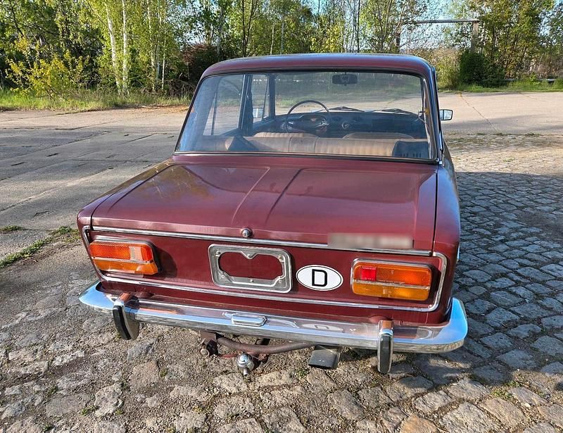 Second-hand Lada 2103 75 CP (55 kW) 1974 Berlinǎ