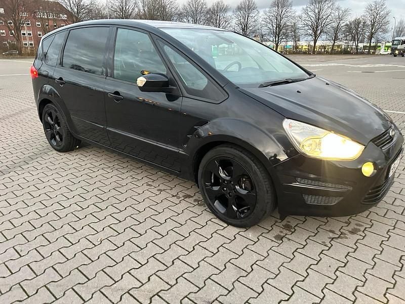 Schwarz Gebraucht 2011 Ford S-MAX Van / Kleinbus | 2.999 € (Superpreis) - Bild 1/4