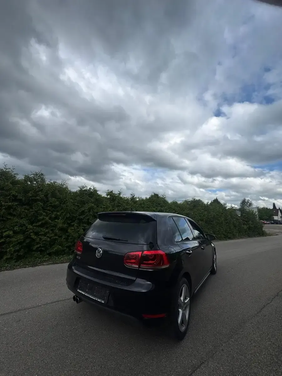 Używany VW Golf VI GTD 170 KM (125 kW) 2011 Czarny Hatchback
