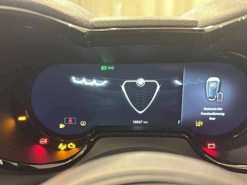 Gebraucht Alfa Romeo Tonale Sprint 131 PS (96 kW) 2023 Rot SUV