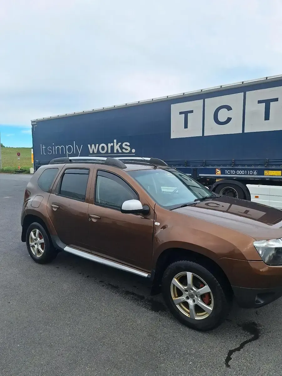 Gebraucht Dacia Duster 110 PS (80 kW) 2011 Gold SUV