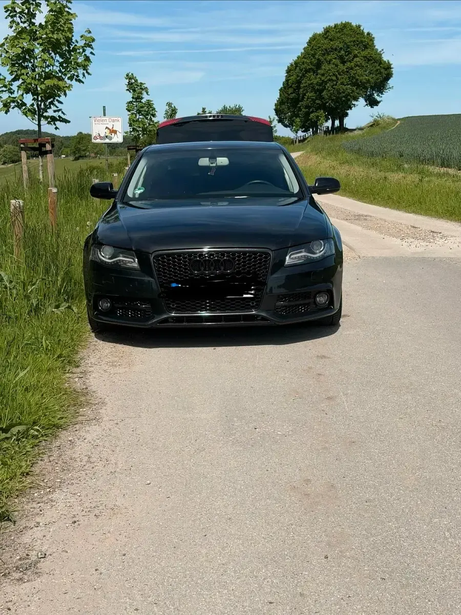 Gebraucht Audi A4 160 PS (117 kW) 2011 Schwarz Limousine