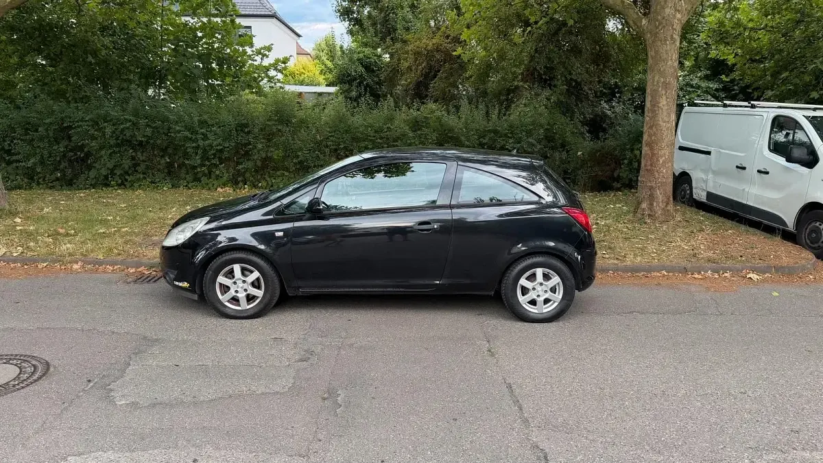 Gebraucht Opel Corsa 80 PS (58 kW) 2009 Schwarz Kleinwagen