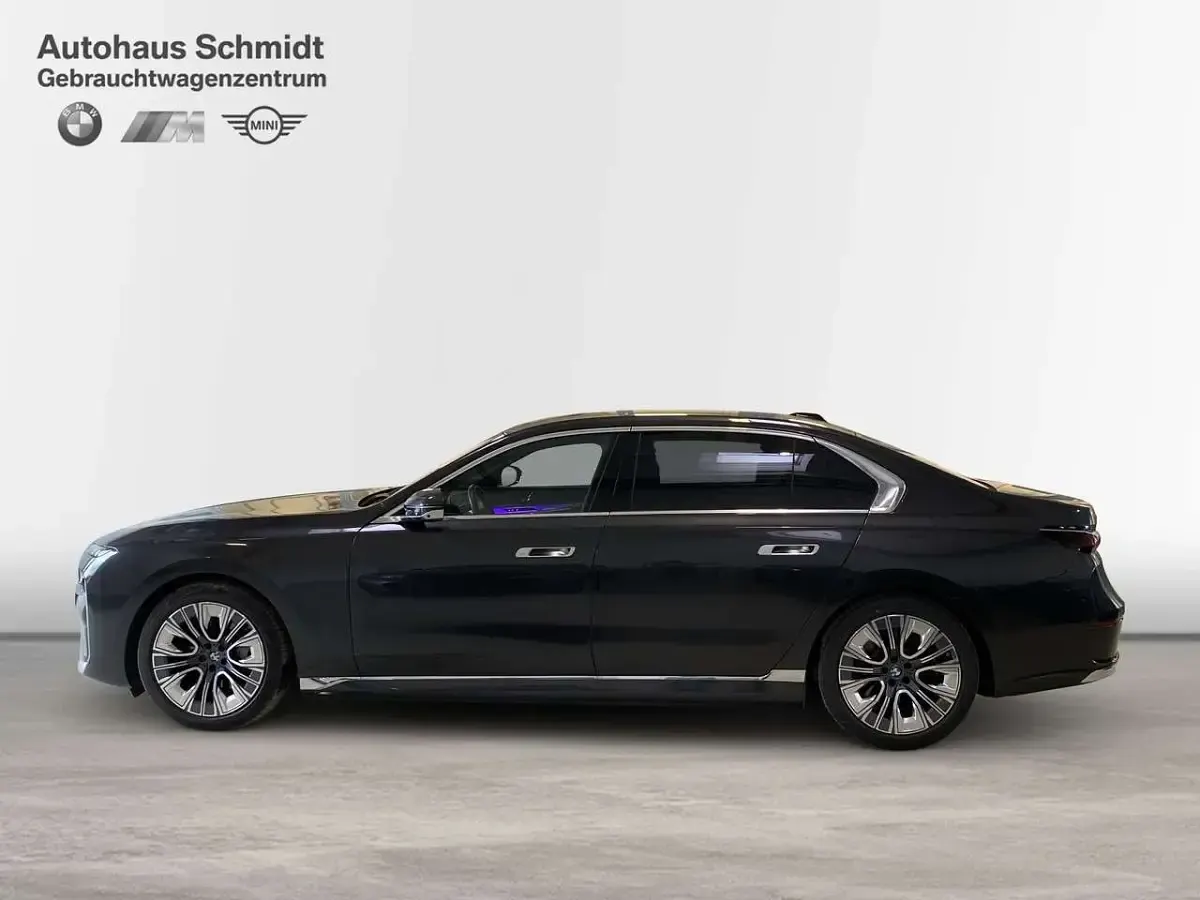Gebraucht BMW i7 400 kW (544 PS) 2025 Sophistograu brillanteffekt Limousine