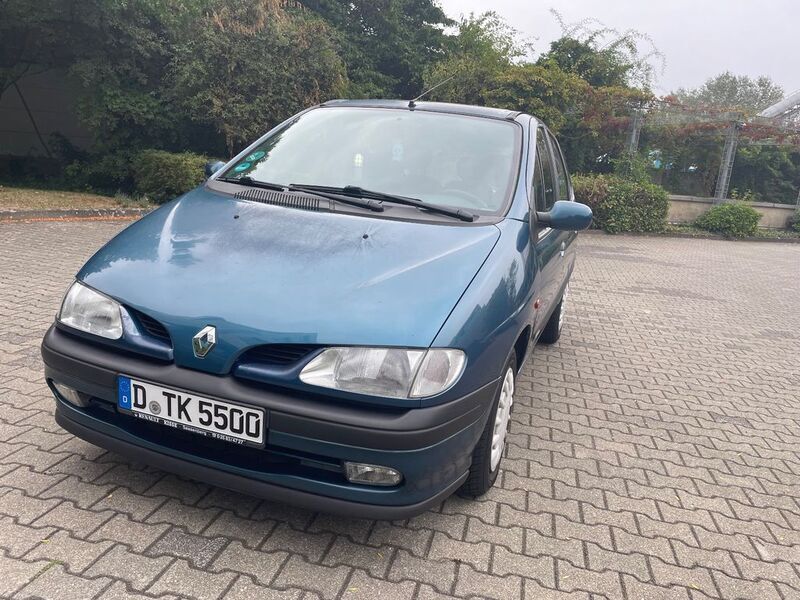 Gebraucht Renault Scénic 107 PS (78 kW) 1999 Blau Van / Kleinbus