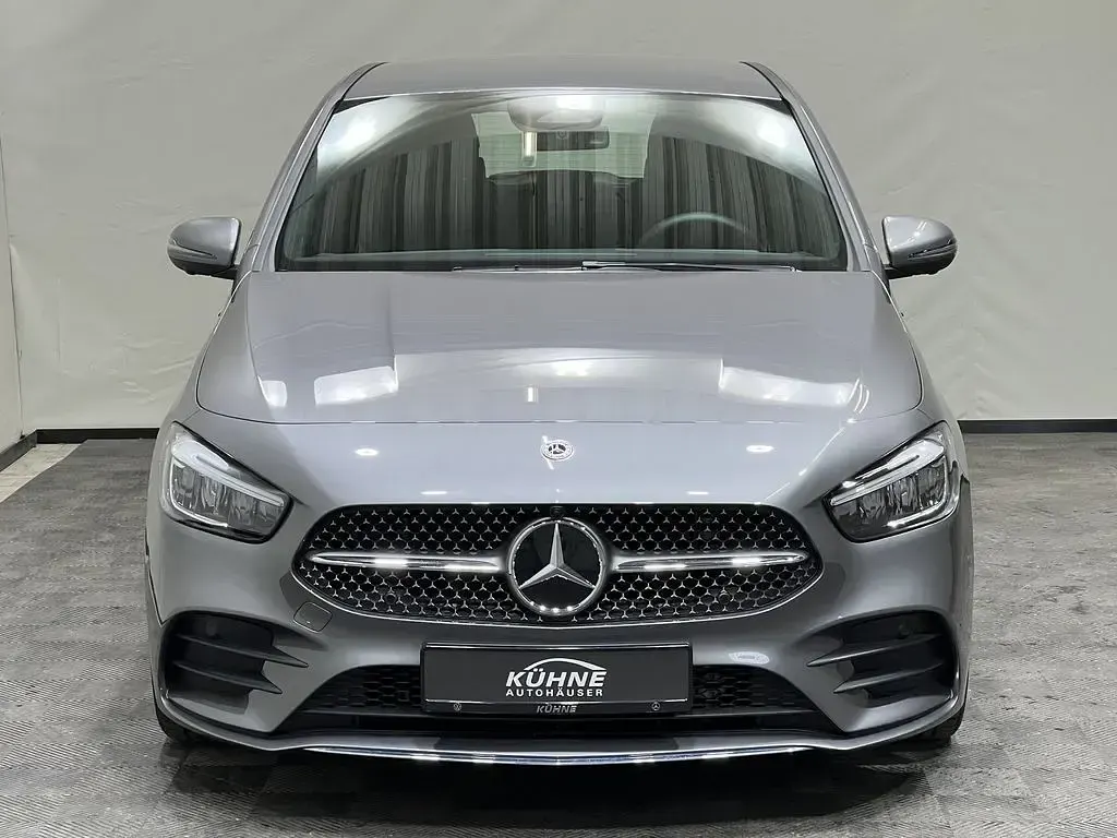 Gebraucht Mercedes 220 Advanced Plus 190 PS (139 kW) 2025 Grau Limousine