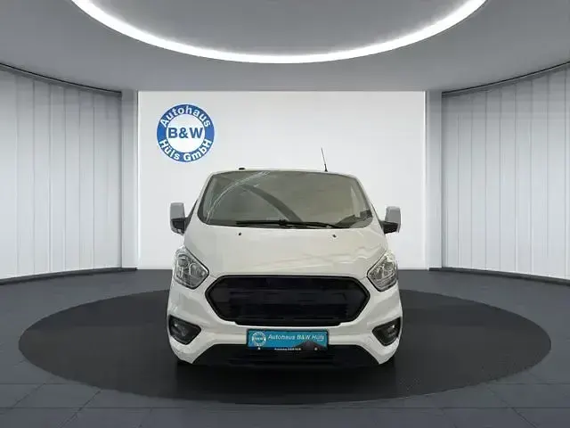 Gebraucht Ford Transit Custom Trend 131 PS (96 kW) 2018 Weiß Van / Kleinbus