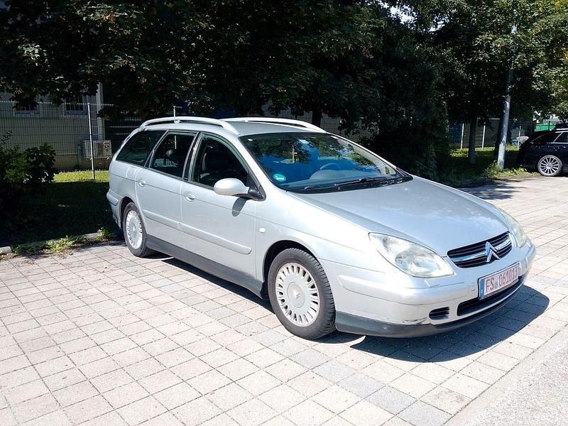 Grau Gebraucht 2002 Citroën C5 Exclusive Limousine | 2.200 € (Teuer) - Bild 1/4