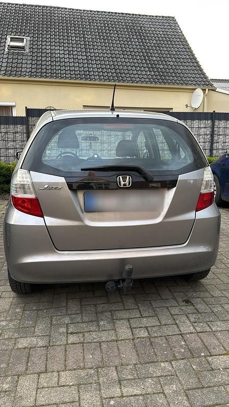 Gebraucht Honda Jazz 90 PS (66 kW) 2009 Grau Kleinwagen