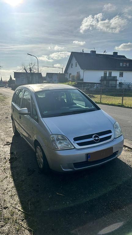 Gebraucht Opel Meriva 101 PS (74 kW) 2004 Silber Van / Kleinbus