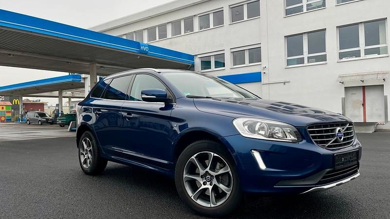 Blau Gebraucht 2015 Volvo XC60 Ocean Race SUV | 10.999 € (Superpreis) - Bild 1/4