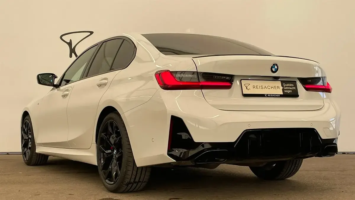 Gebraucht BMW M340 M Sport 374 PS (275 kW) 2025 Alpinweiß uni Limousine
