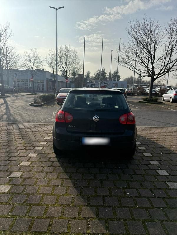 Gebraucht VW Golf V 78 PS (57 kW) 2004 Schwarz Kleinwagen