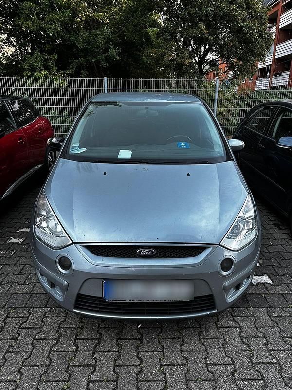 Grau Gebraucht 2007 Ford S-MAX S Van / Kleinbus | 2.550 € (Etwas zu teuer) - Bild 1/4