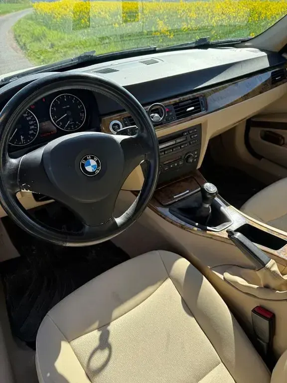 Gebraucht BMW 325 218 PS (160 kW) 2005 Silber Limousine