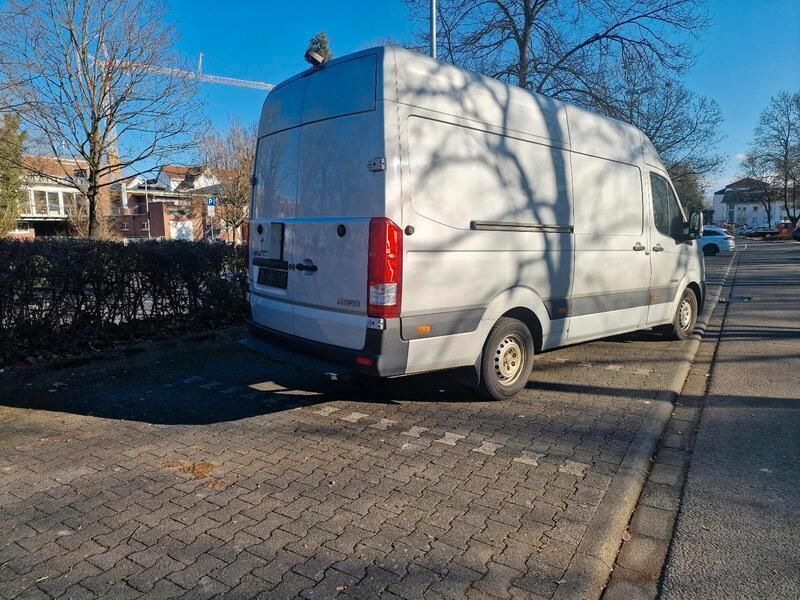 Silber Gebraucht 2017 Hyundai H 350 Van | 4.399 € - Bild 1/4