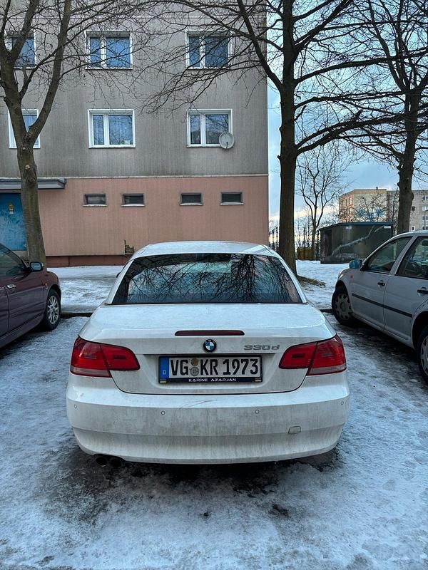 Gebraucht BMW 330 Cabriolet 231 PS (169 kW) 2007 Weiß Cabrio