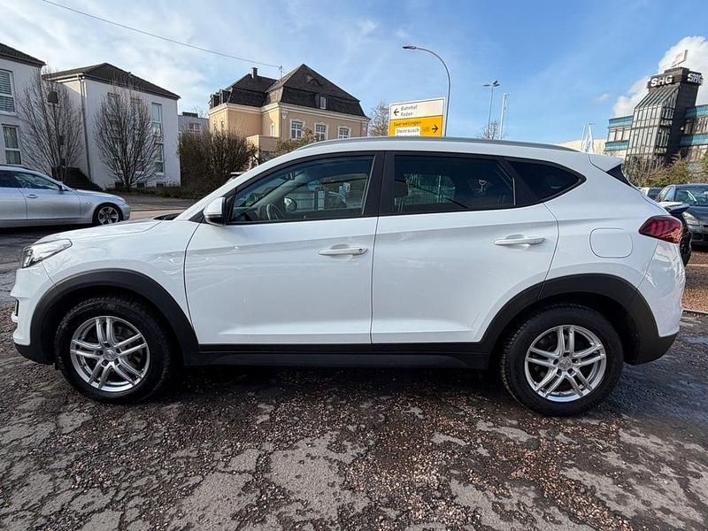 Gebraucht Hyundai Tucson Trend 136 PS (100 kW) 2019 Weiß SUV