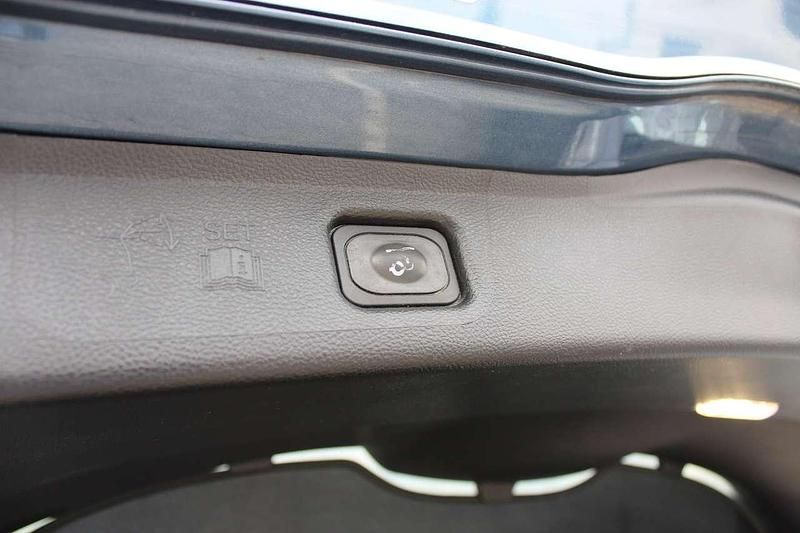 Second-hand Ford S-MAX Titanium 190 CP (139 kW) 2019 Albastru Monovolum