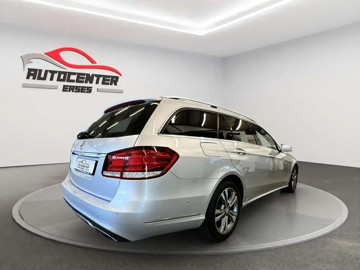 Gebraucht Mercedes E350 Avantgarde 258 PS (189 kW) 2015 Silber Kombi