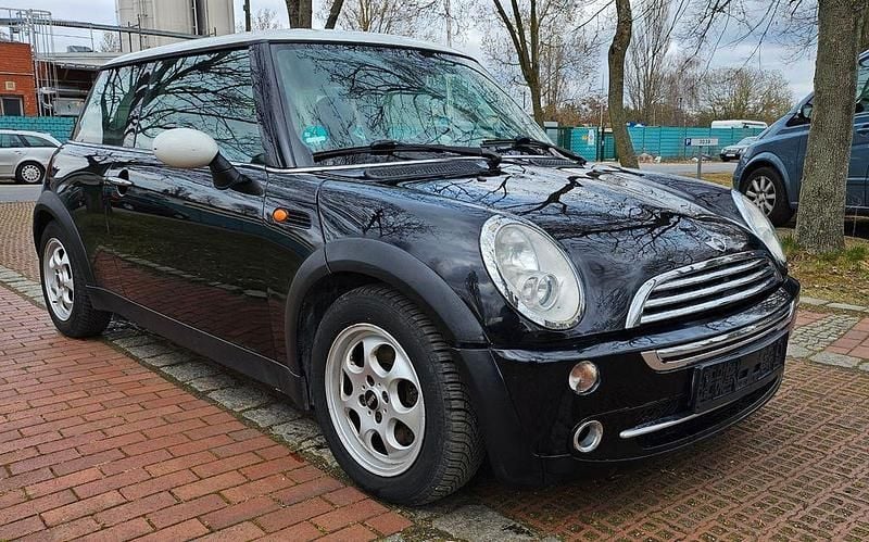 Usado Mini Cooper 116 HP (85 kW) 2004 Preto Citadino