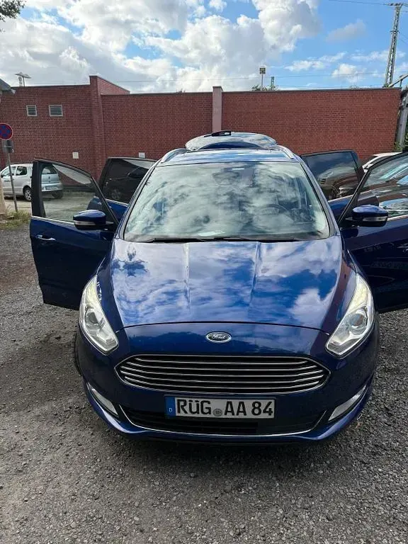 Gebraucht Ford Galaxy Titanium 150 PS (110 kW) 2017 Blau Van / Kleinbus