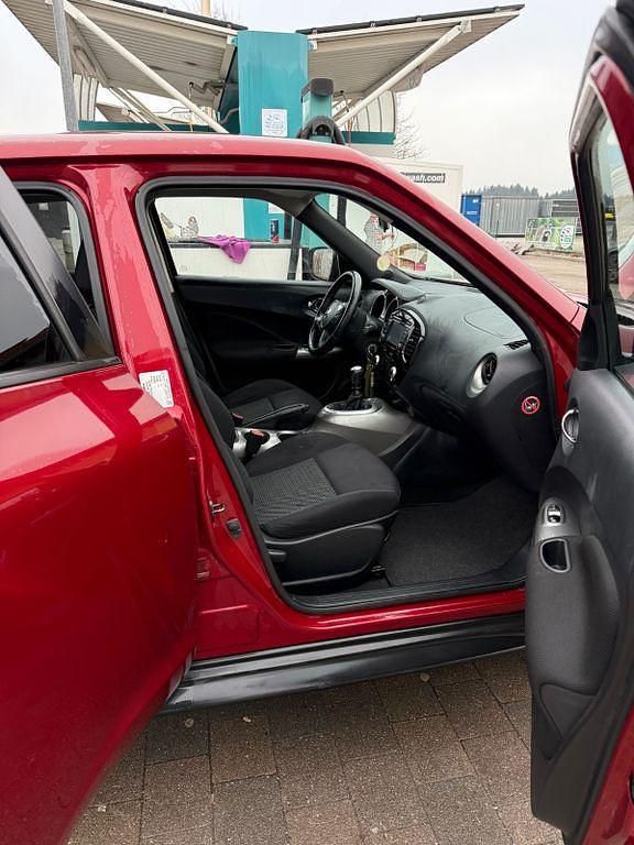 Gebraucht Nissan Juke Acenta 116 PS (85 kW) 2016 Rot SUV