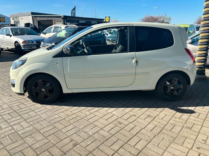 Gebraucht Renault Twingo Dynamique 75 PS (55 kW) 2012 Gelb Kleinwagen