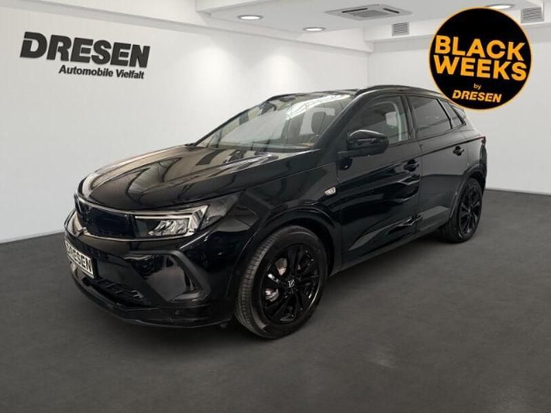 Diamant schwarz/karbon schwarz Gebraucht 2022 Opel Grandland X GS Line SUV | 22.450 € (Fairer Preis) - Bild 1/4