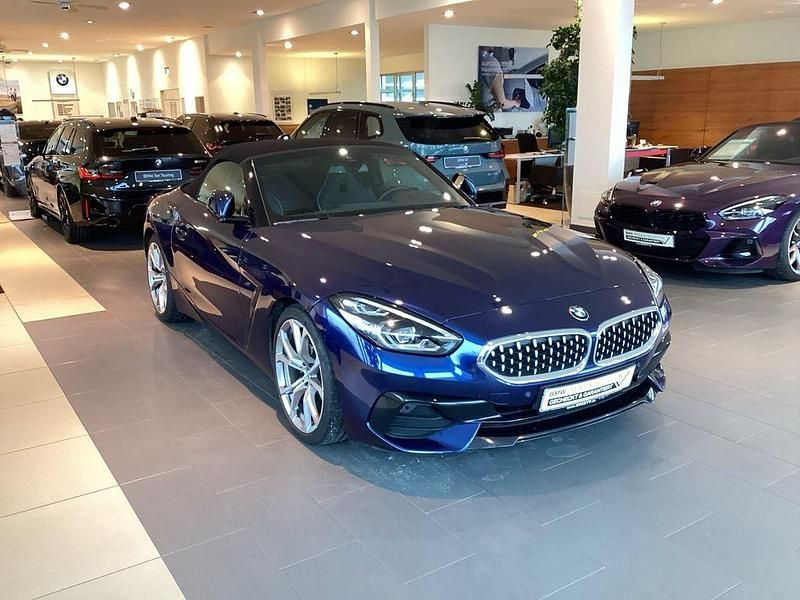 Gebraucht BMW Z4 Sport Line 197 PS (144 kW) 2020 Mediterranblau Cabrio