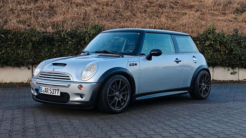 Silber Gebraucht 2002 Mini Cooper S Kleinwagen | 2.350 € (Teuer) - Bild 1/4