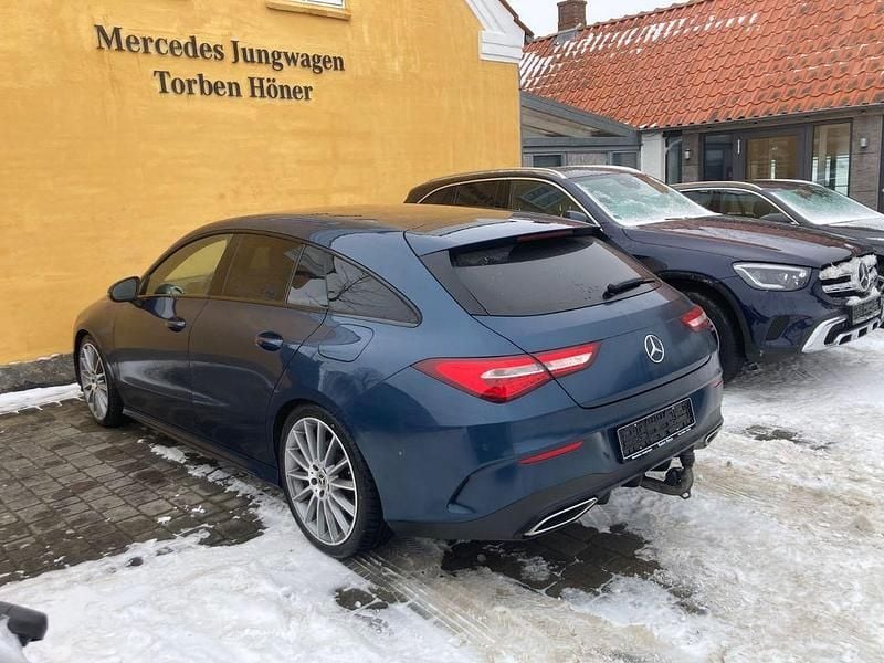 Gebraucht Mercedes CLA220 Shooting Brake AMG 190 PS (139 kW) 2022 Blau Kombi