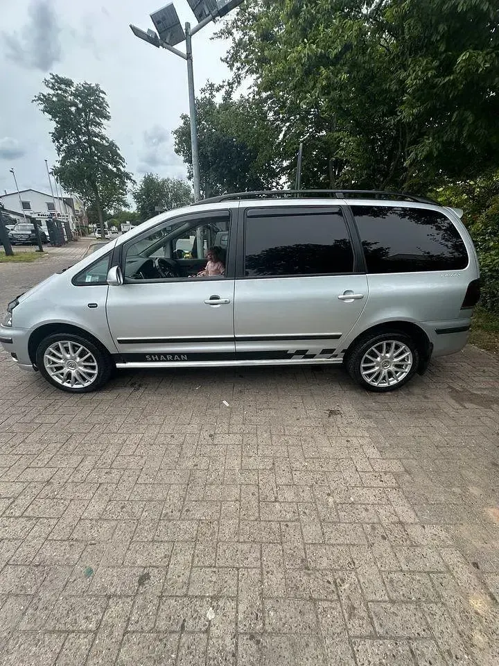 Gebraucht VW Sharan 130 PS (95 kW) 2004 Silber Van / Kleinbus