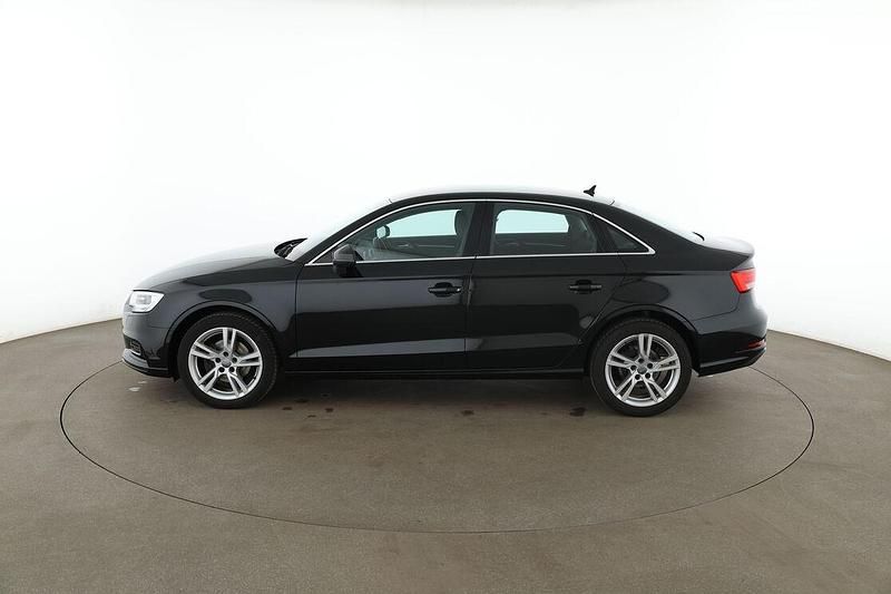 Second-hand Audi A3 Design 116 CP (85 kW) 2019 Negru Berlinǎ