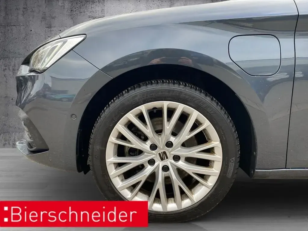 Gebraucht Seat Leon XCELLENCE 204 PS (150 kW) 2021 Grau Limousine