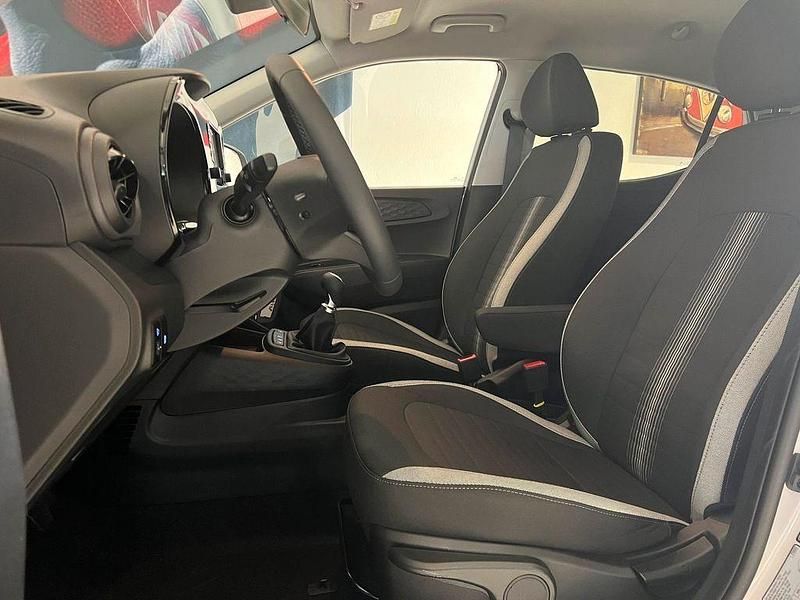 Rot Neu 2025 Hyundai i10 GO! Kleinwagen | 17.990 € (Fairer Preis) - Bild 1/4