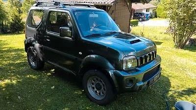 Grün Gebraucht 2017 Suzuki Jimny Club SUV | 17.500 € (Fairer Preis) - Bild 1/4