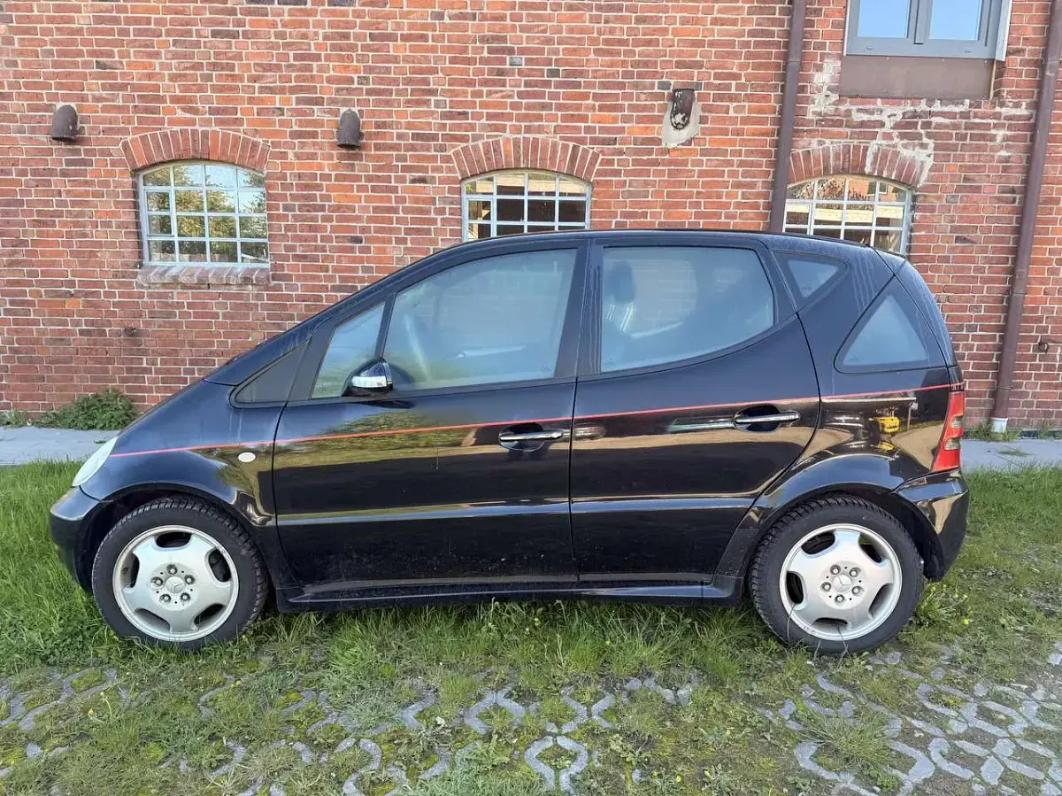 Używany Mercedes A210 140 KM (102 kW) 2002 Sedan/Limuzyna