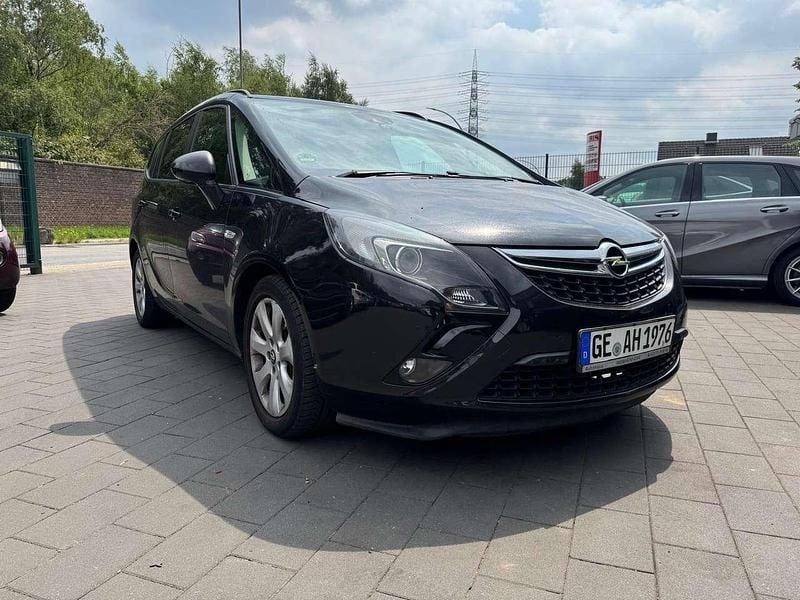 Karbonschw graphitschw midnigh Gebraucht 2016 Opel Zafira Tourer Edition Van / Kleinbus | 9.990 € (Fairer Preis) - Bild 1/4