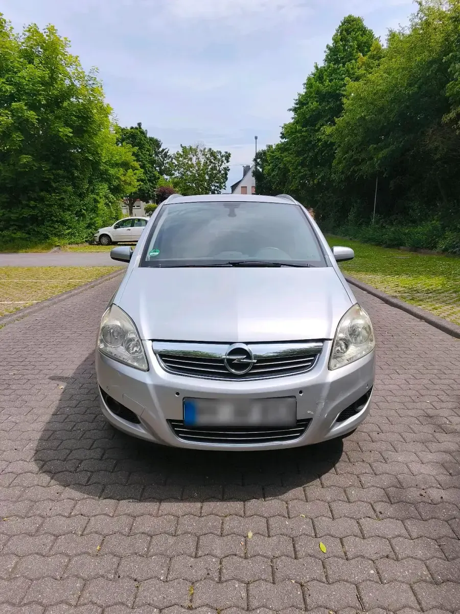 Occasion Opel Zafira 94 ch (69 kW) 2008 Argent Monospace