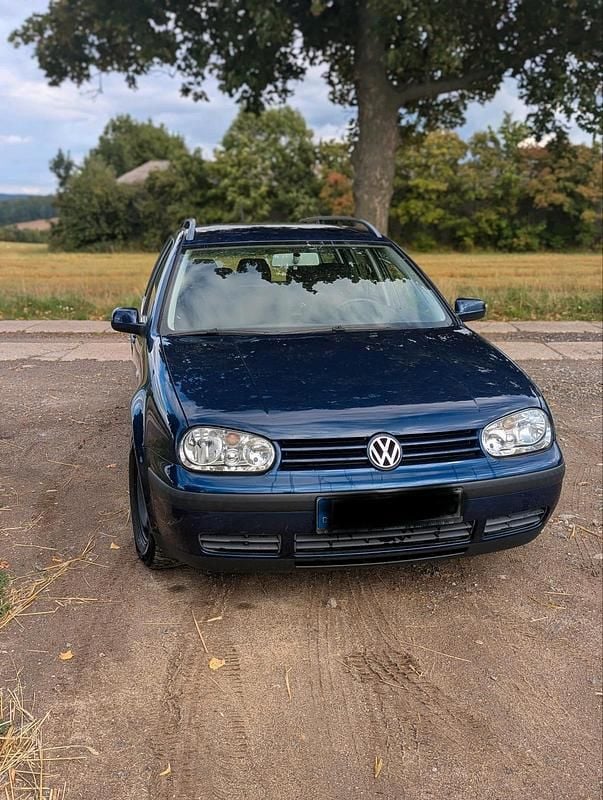 Blau Gebraucht 2005 VW Golf IV Kombi | 1.500 € (Guter Preis) - Bild 1/4