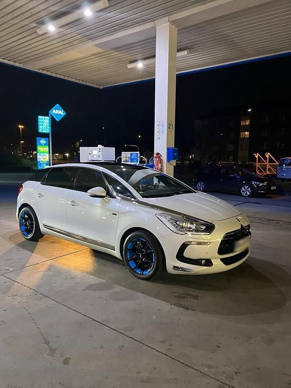 Gebraucht Citroën DS5 200 PS (147 kW) 2012 Weiß Kleinwagen