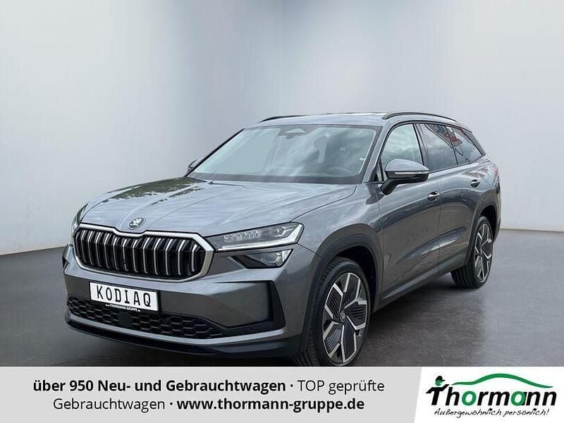 Graphitegrau Neu 2025 Skoda Kodiaq Selection SUV | 50.674 € (Fairer Preis) - Bild 1/4