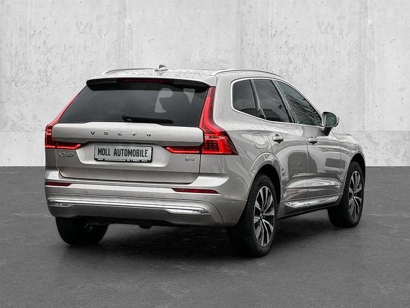 Gebraucht Volvo XC60 Plus 197 PS (144 kW) 2023 Grau SUV