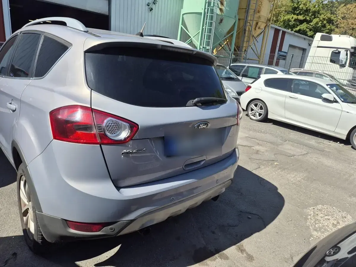 Gebraucht Ford Kuga 163 PS (119 kW) 2012 Grau SUV