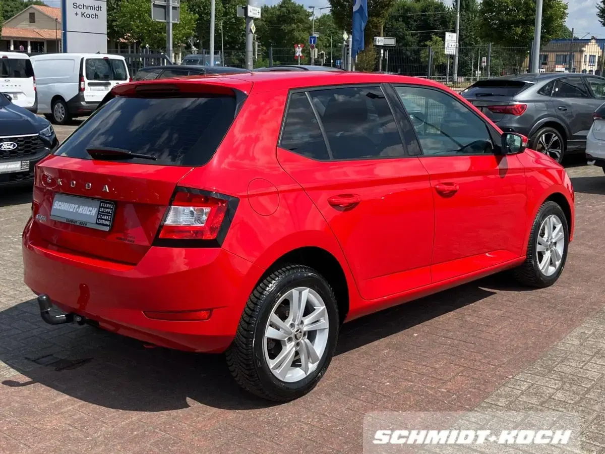 Gebraucht Skoda Fabia Ambition 95 PS (69 kW) 2021 Corridarot (rot) Kleinwagen